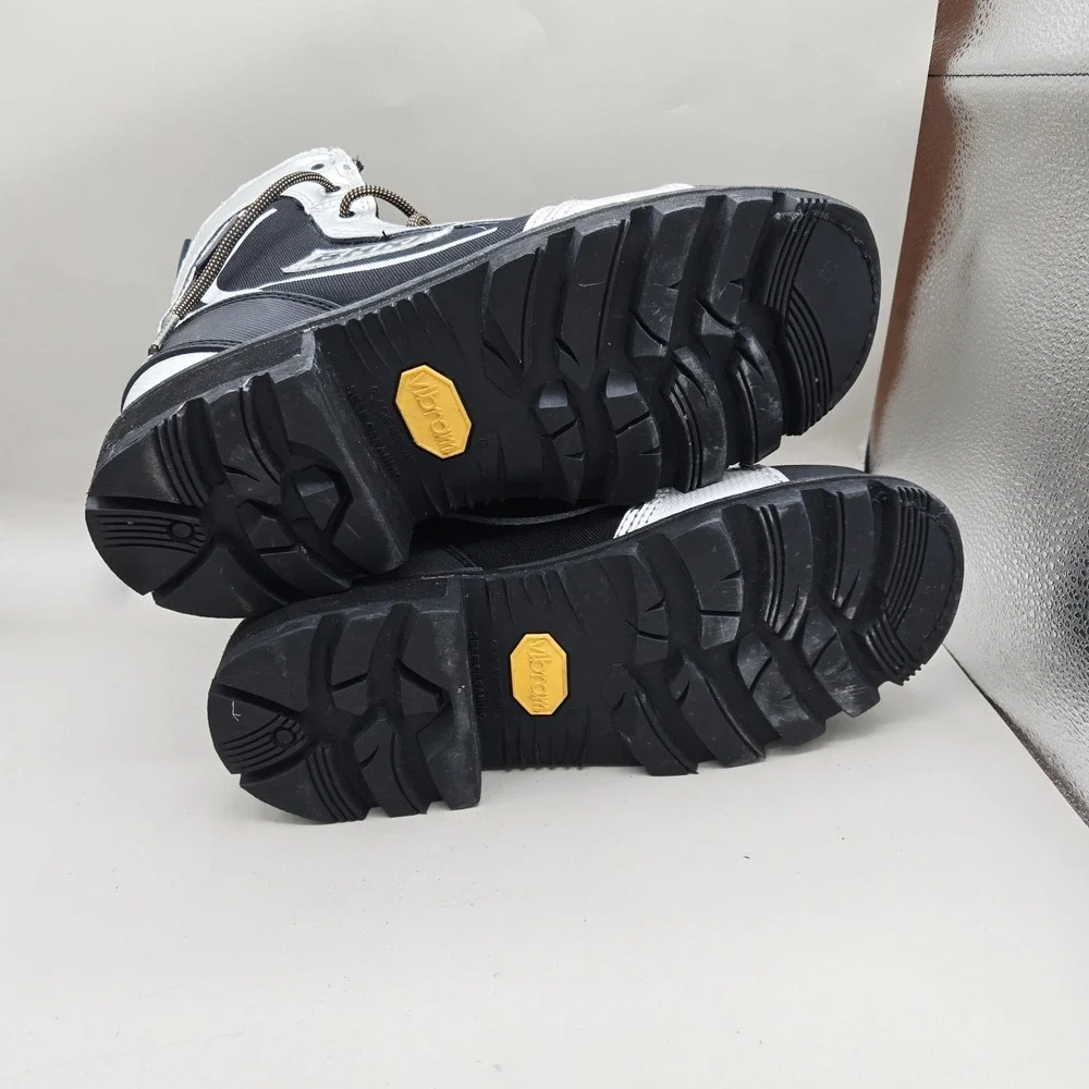 Bari Boots Hockey Style‎ Size 5.5 M